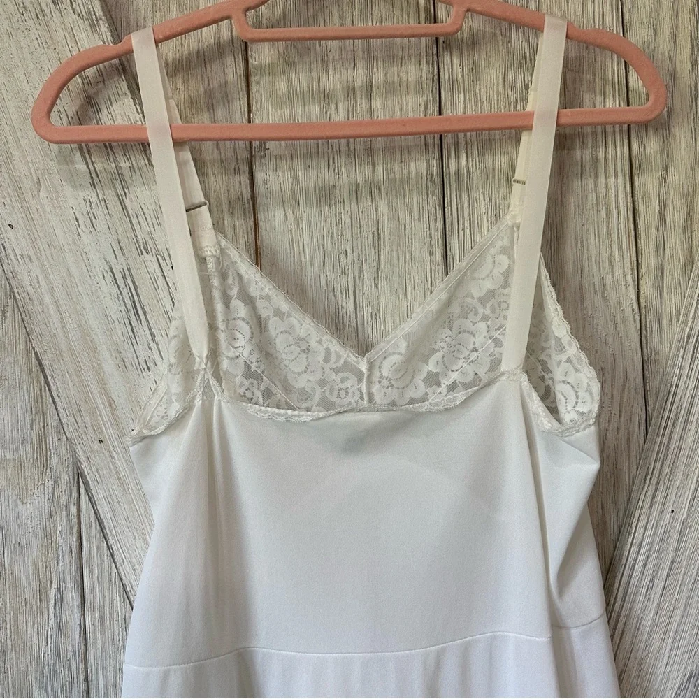 VINTAGE 70s Lace Trim Nightie - Picture 7 of 13